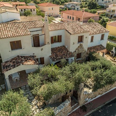 Villa I Ginepri Будони Экстерьер фото